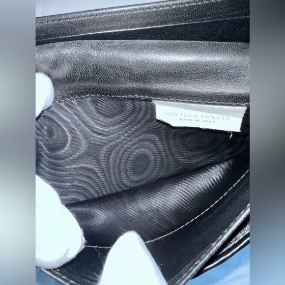 Bottega Veneta Intrecciato Lambskin Long Wallet, Authentic, Pre-Loved - Picture 11 of 14